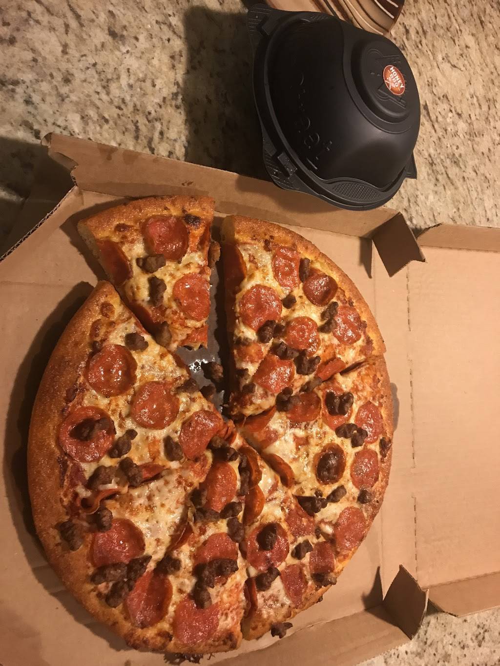 Pizza Hut | restaurant | 299 Muddy Branch Rd, Gaithersburg, MD 20878, USA | 3019900202 OR +1 301-990-0202