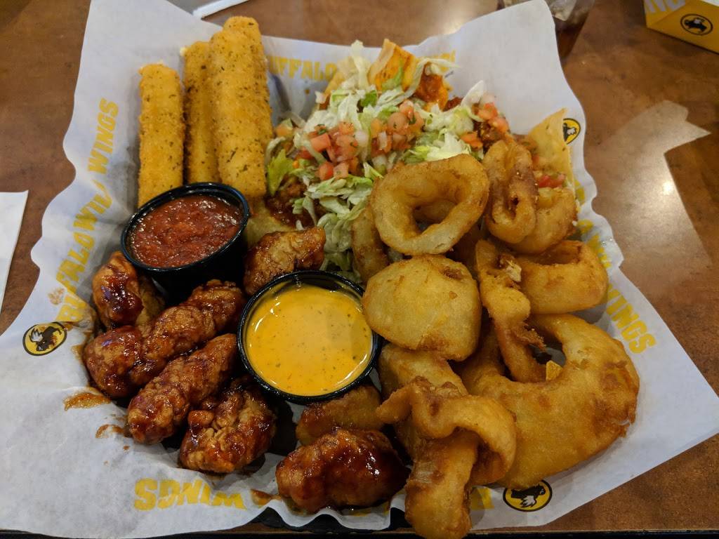 Buffalo Wild Wings | restaurant | 7000 Arundel Mills Cir #3, Hanover, MD 21076, USA | 4103790333 OR +1 410-379-0333