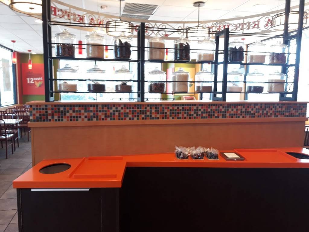 Popeyes Louisiana Kitchen | restaurant | 1506 McCoy Rd, Orlando, FL 32809, USA | 3214181200 OR +1 321-418-1200