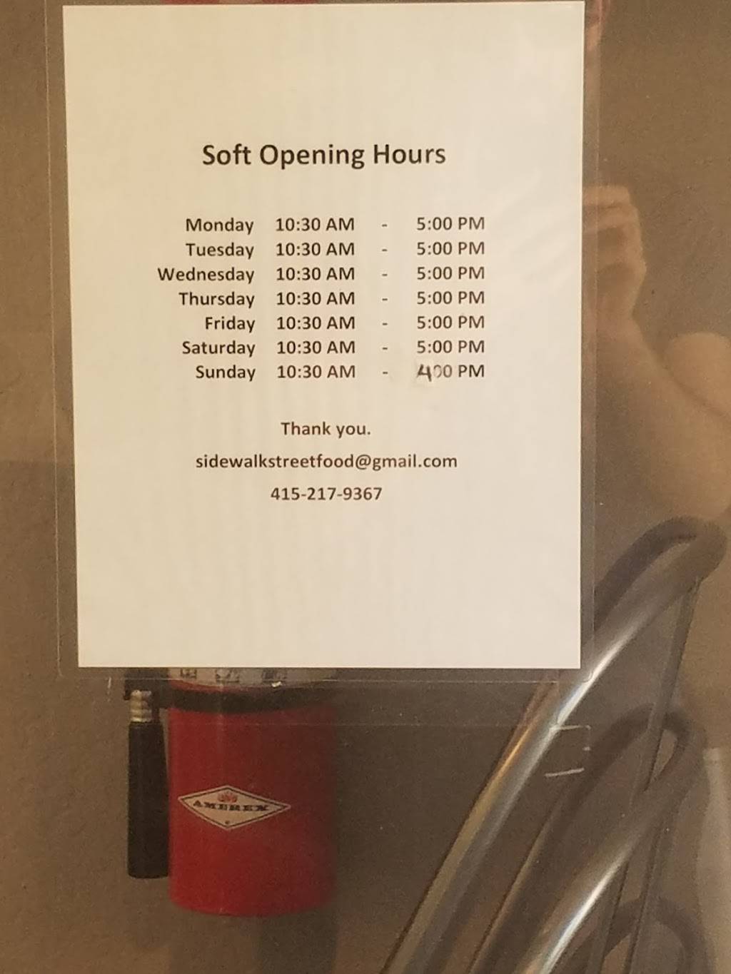 Sidewalk Street Food | restaurant | 2924 Domingo Ave, Berkeley, CA 94705, USA | 5103096821 OR +1 510-309-6821