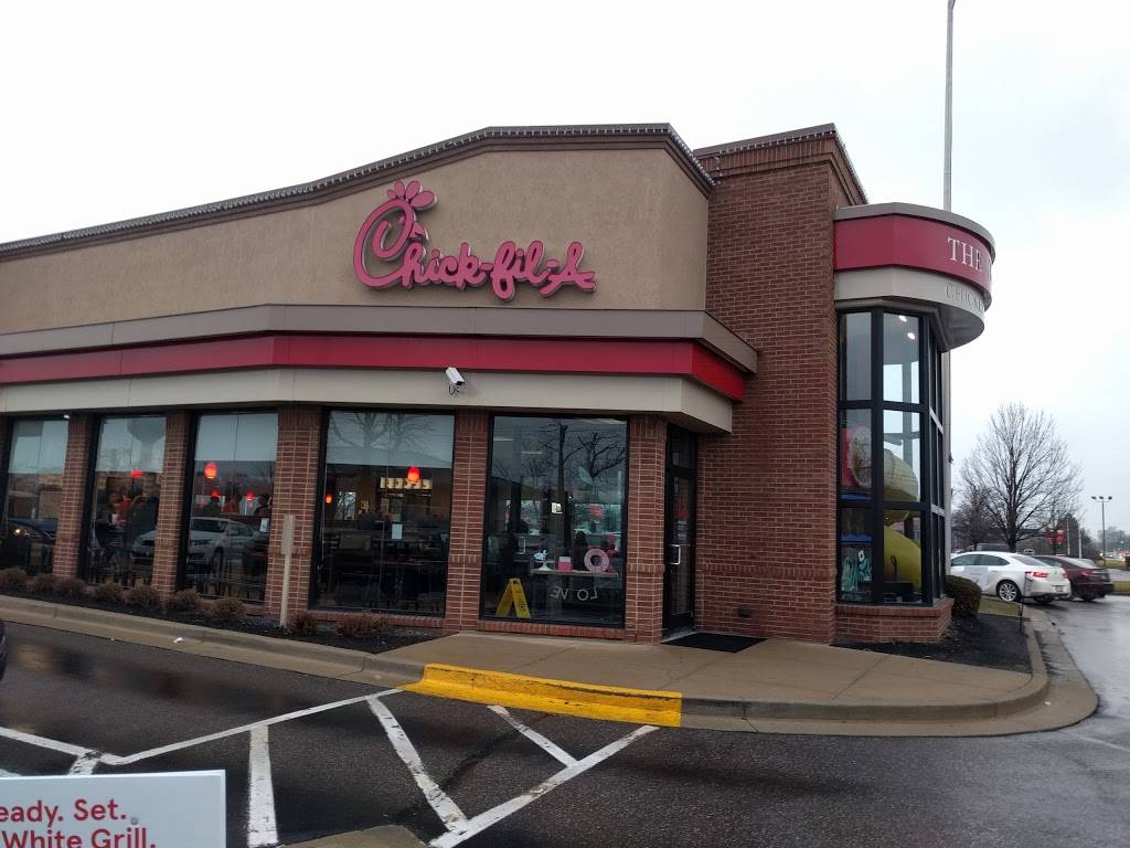 Chick-fil-A | restaurant | 155 Marlin Dr, Greenwood, IN 46142, USA | 3178888100 OR +1 317-888-8100