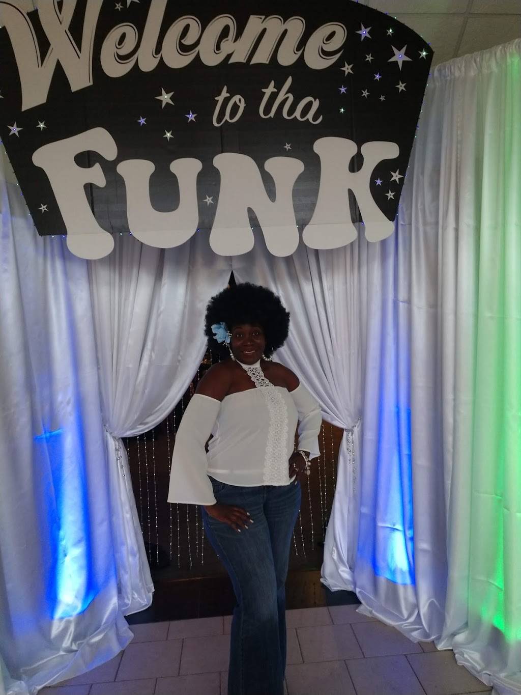 Flame Catering & Banquet Center | restaurant | 2301 Neuse Blvd, New Bern, NC 28560, USA | 2526331193 OR +1 252-633-1193