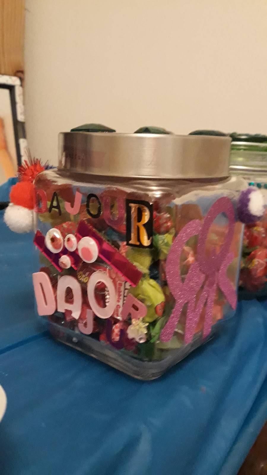 Royal Fish and Chicken | restaurant | 2407 N Sherman Dr, Indianapolis, IN 46218, USA | 3177440518 OR +1 317-744-0518