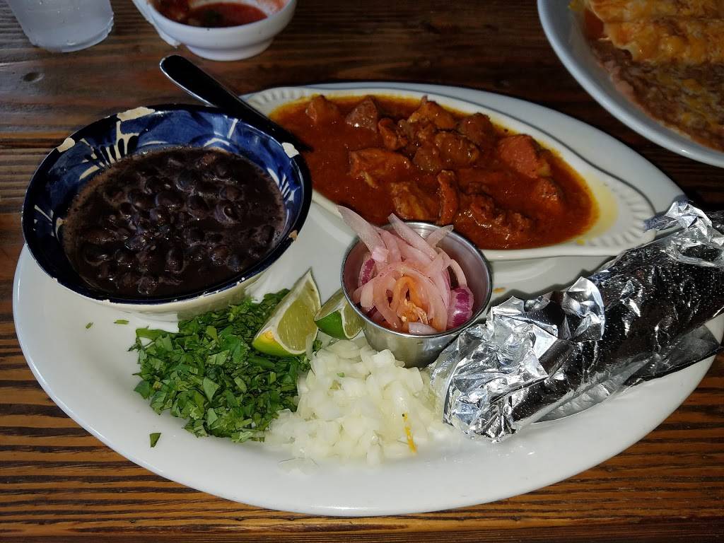 La Rinconada Mexican Restaurant | restaurant | 300 W 5th St, Santa Ana, CA 92701, USA | 7146471517 OR +1 714-647-1517