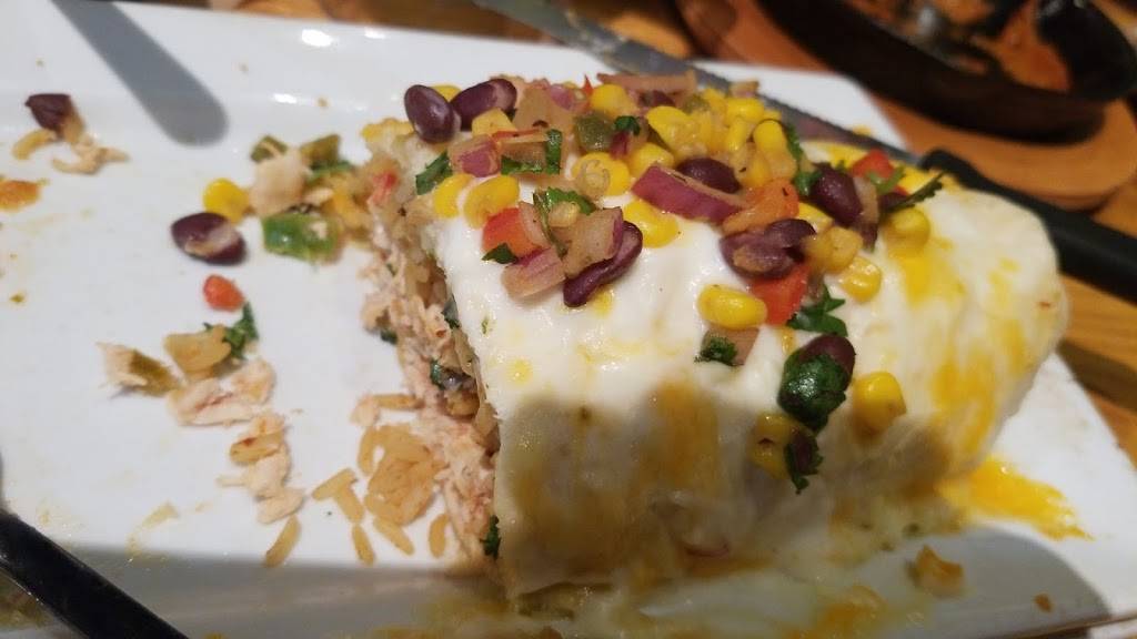 Chilis Restauraunt | restaurant | N National Rd, Columbus, IN 47201, USA | 8123487596 OR +1 812-348-7596