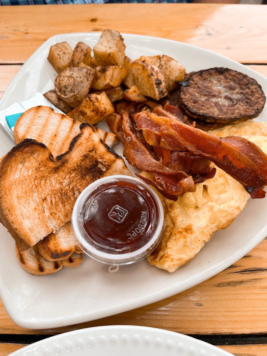 CRU Café | cafe | 1 Casino Terrace, Newport, RI 02840, USA | 4013140500 OR +1 401-314-0500