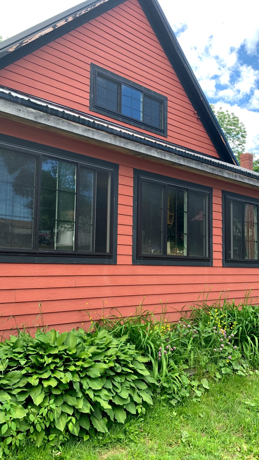 Spring Creek Bar-B-Q | restaurant | 26 Greenville Rd, Monson, ME 04464, USA | 2079977025 OR +1 207-997-7025