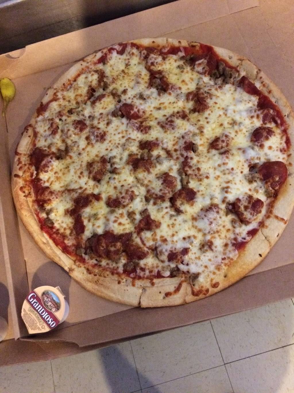 Susans Pizza Place | restaurant | 204 E Kentucky Ave, Holland, IN 47541, USA | 8125362029 OR +1 812-536-2029