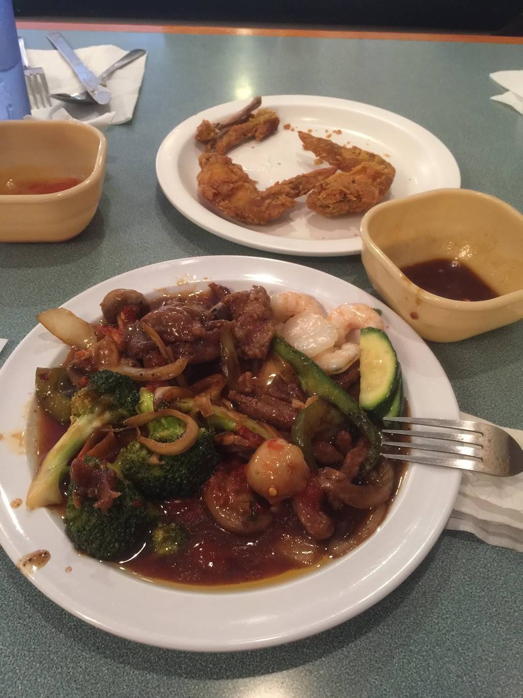 King Garden | restaurant | 115 Lucy Ln # A, Waynesboro, VA 22980, USA | 5409496661 OR +1 540-949-6661