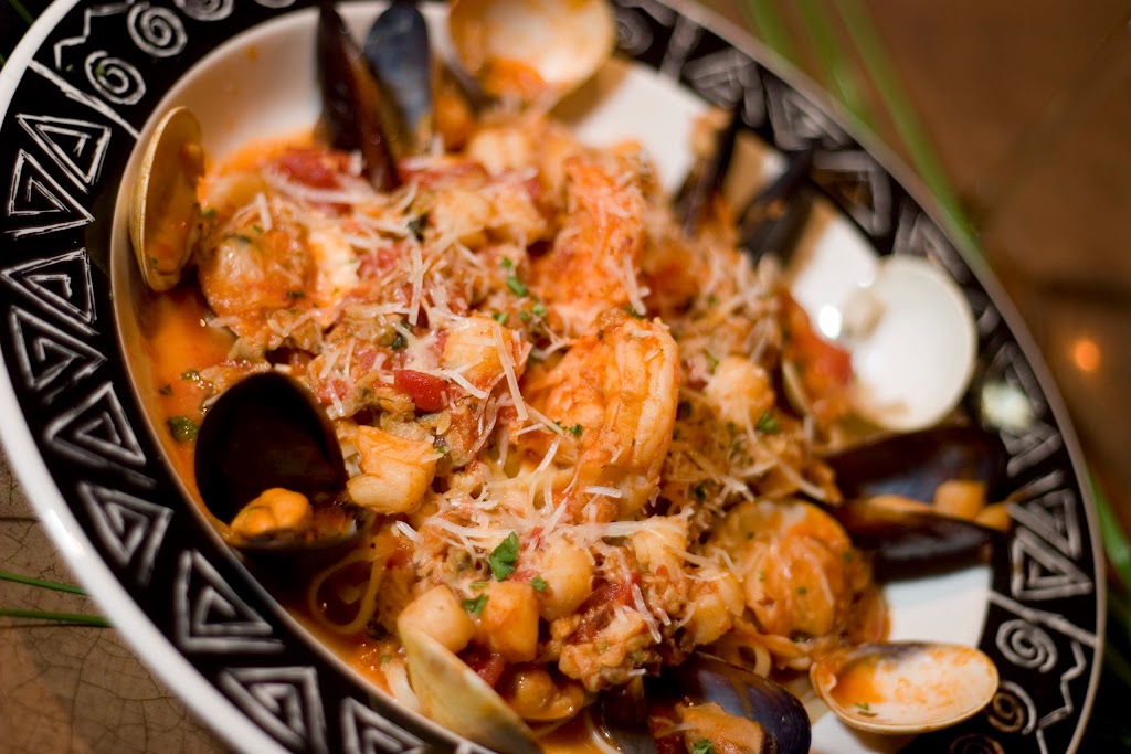 ChaBones | restaurant | 112 London Bridge Rd, Lake Havasu City, AZ 86403, USA | 9288545554 OR +1 928-854-5554