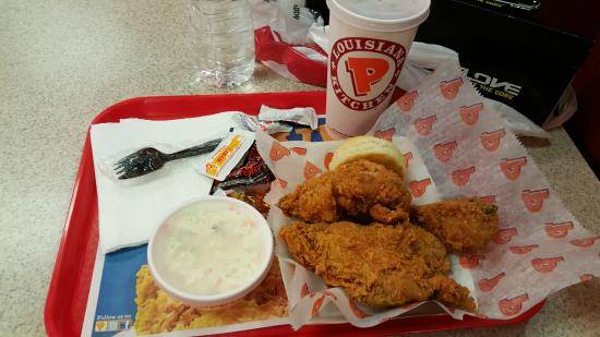 Popeyes Louisiana Kitchen | restaurant | 9760 Colerain Ave, Cincinnati, OH 45251, USA | 5132450782 OR +1 513-245-0782
