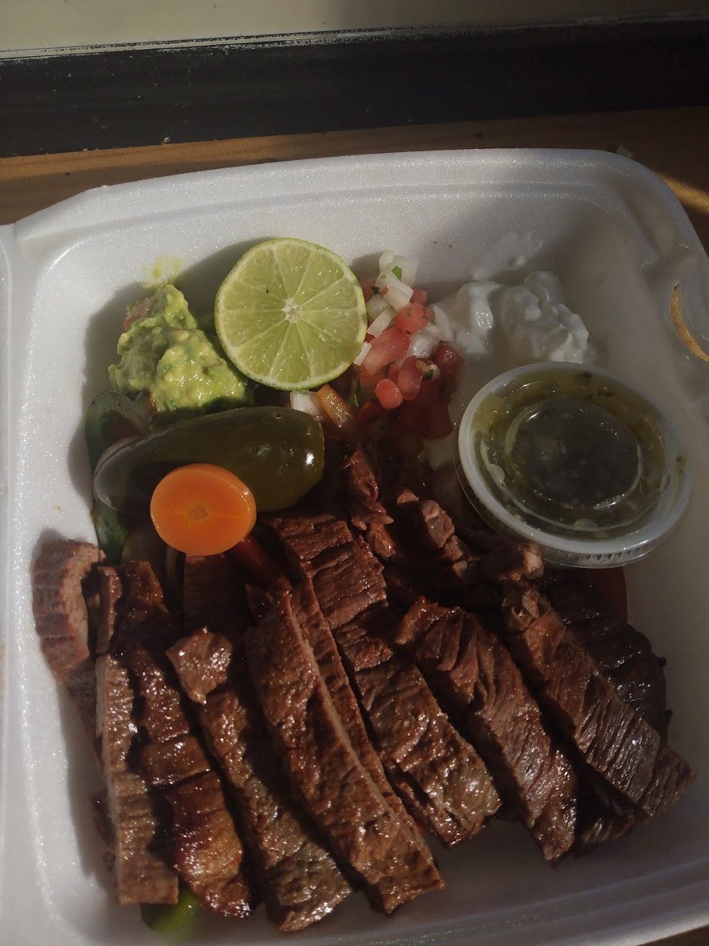 V&PsTexMexMunchies | restaurant | 30889 State Hwy 37, Seligman, MO 65745, USA | 2146943331 OR +1 214-694-3331