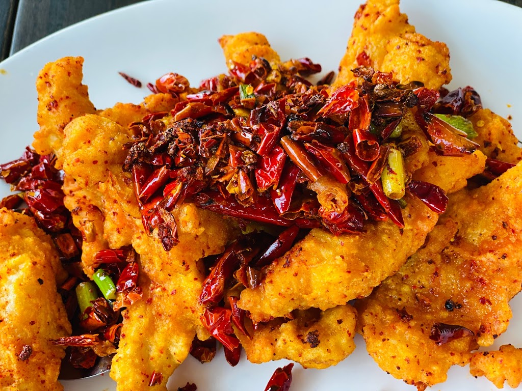 Corner 21 Chinese Cuisine | restaurant | 1369 E Sunshine St, Springfield, MO 65804, USA | 4177666630 OR +1 417-766-6630