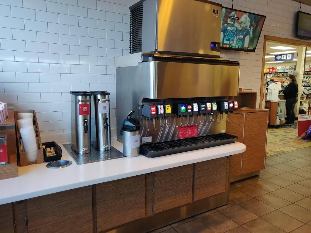 Arbys | restaurant | 195 Baker Rd, Dexter, MI 48130, USA | 7344260184 OR +1 734-426-0184