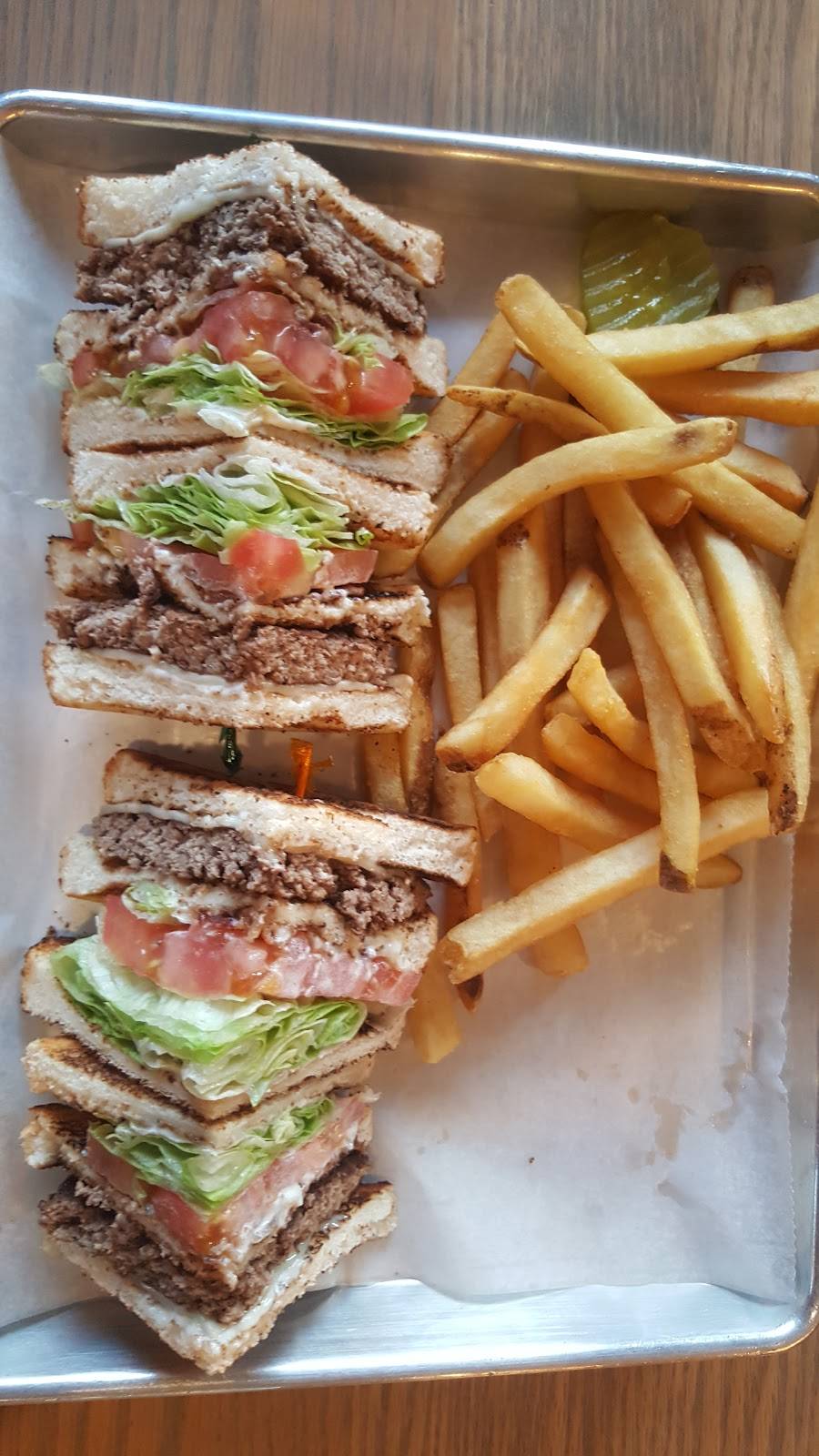 Bellingham Palace | restaurant | 90 Pulaski Blvd, Bellingham, MA 02019, USA | 5088831074 OR +1 508-883-1074