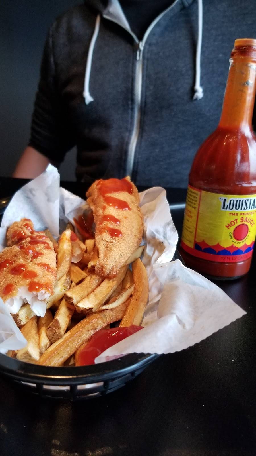 Ova Flo Southern Style Cuisine | restaurant | 9938 S Torrence Ave, Chicago, IL 60617, USA | 7734374063 OR +1 773-437-4063