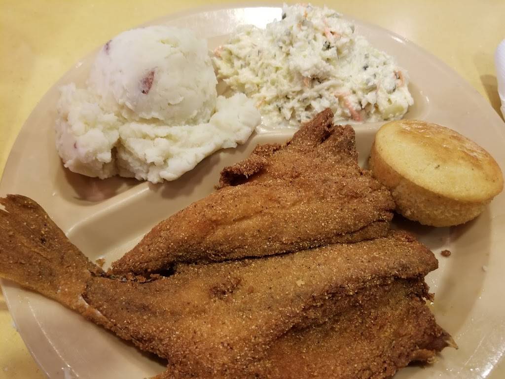 LaWans | restaurant | 7520 S Tryon St Ste 19, Charlotte, NC 28217, USA | 7046657225 OR +1 704-665-7225