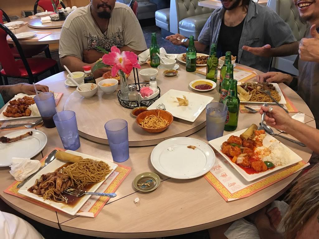 China Garden Restaurant | restaurant | 43430 CA-74 B, Hemet, CA 92544, USA | 9519275888 OR +1 951-927-5888