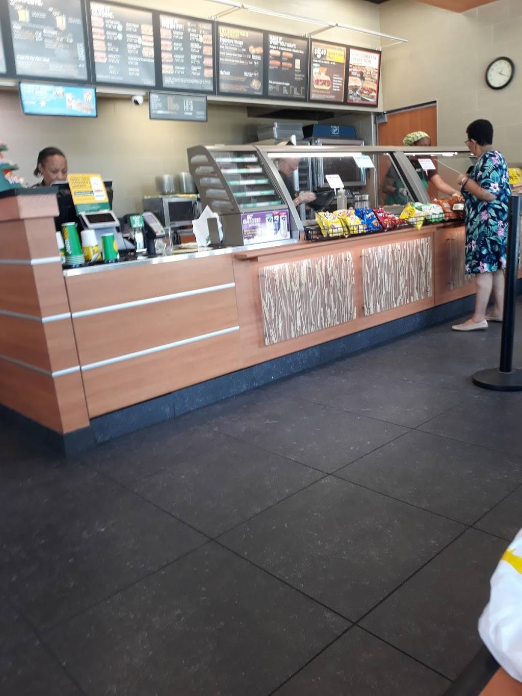 Subway | meal takeaway | 335 N Magnolia Ave Suite 103, Orlando, FL 32801, USA | 3213320106 OR +1 321-332-0106