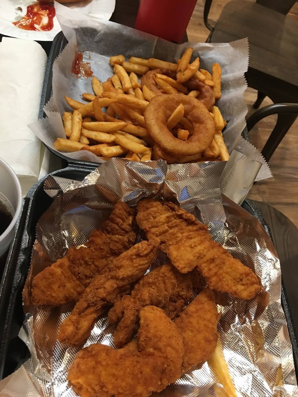 Crossroads Pizza | meal takeaway | 6 Merrill St #9, Salisbury, MA 01952, USA | 9784650555 OR +1 978-465-0555