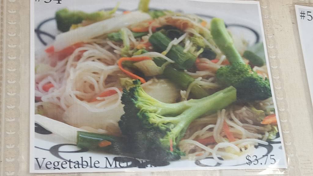 Lees | restaurant | 1151 Summit Ave, Jersey City, NJ 07307, USA | 2012171557 OR +1 201-217-1557