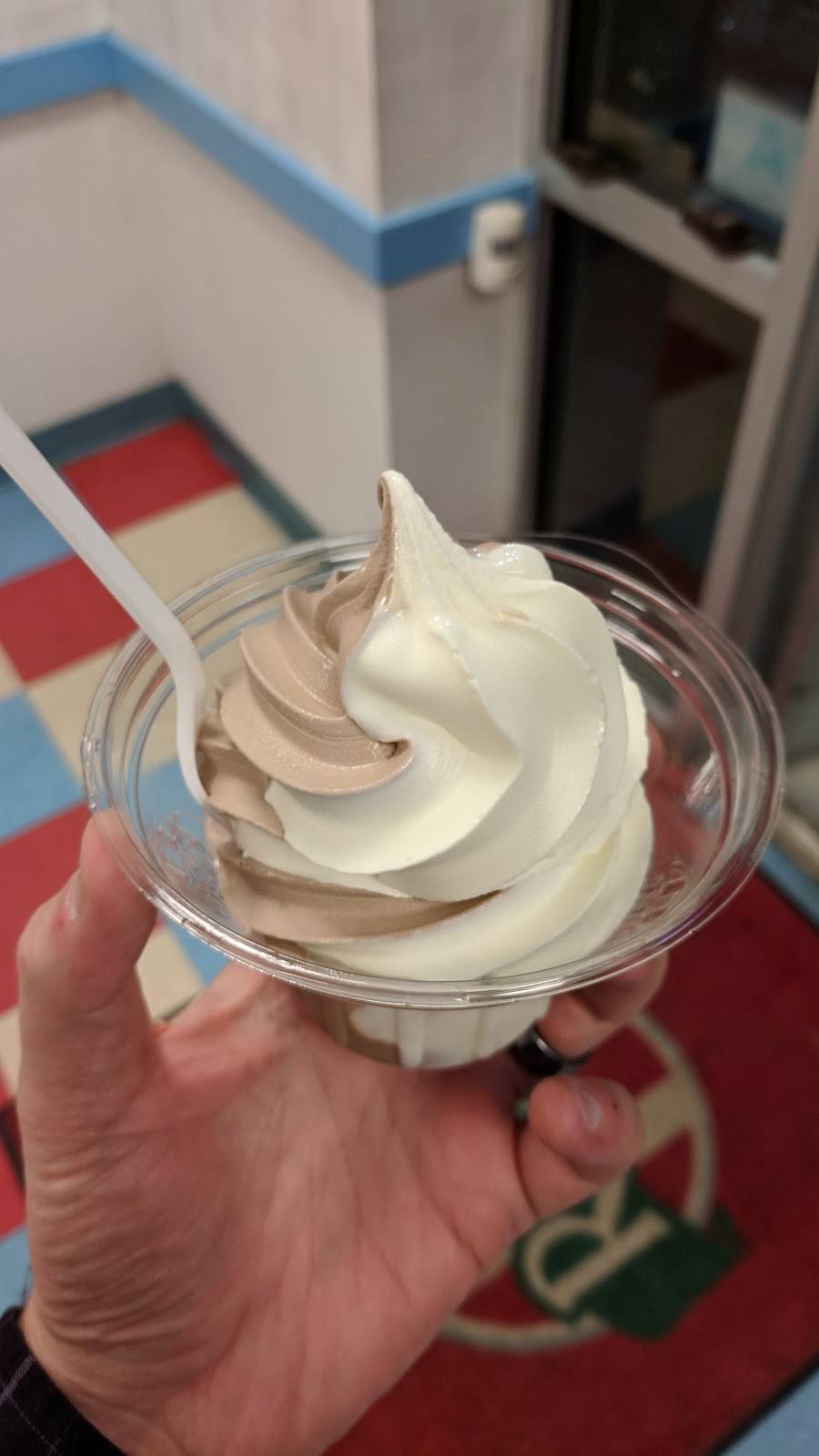 Ritas Italian Ice & Frozen Custard | restaurant | Village at Sandhill, 130 Forum Dr, Columbia, SC 29229, USA | 8037086006 OR +1 803-708-6006