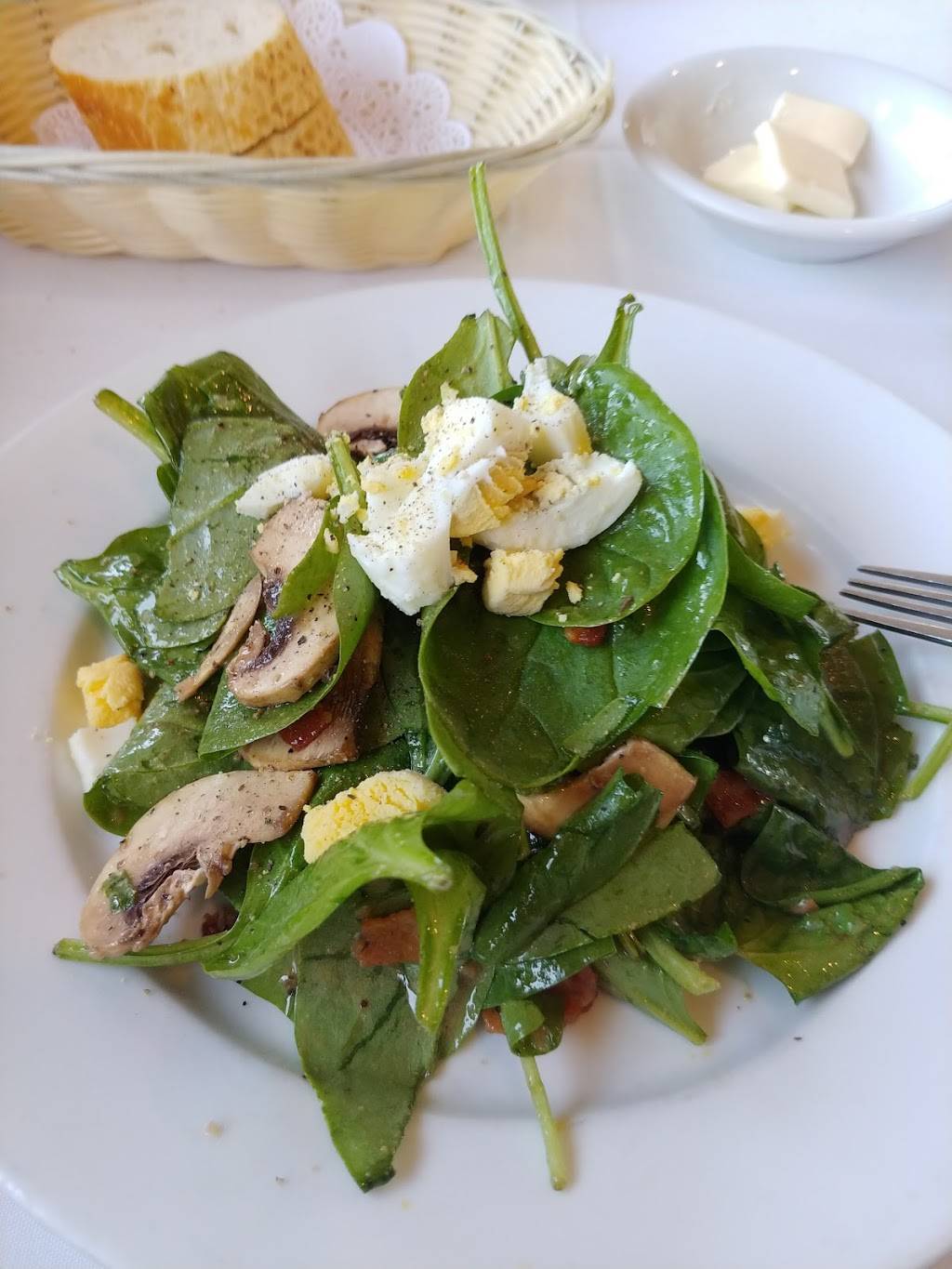 The Vans Restaurant | restaurant | 815 Belmont Ave, Belmont, CA 94002, USA | 6505916525 OR +1 650-591-6525