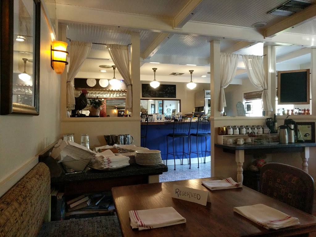 Sonoma Wine Shop / La Bodega Kitchen | restaurant | 2295 Gravenstein Hwy S, Sebastopol, CA 95472, USA | 7078271832 OR +1 707-827-1832