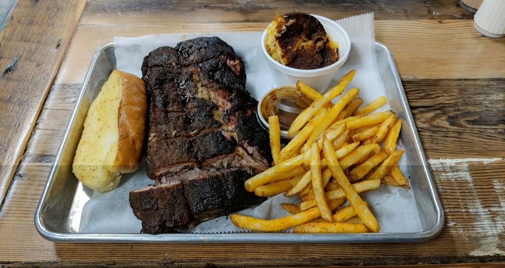 The Francis Smokehouse & Specialty Meats | restaurant | 6779 US-61, St Francisville, LA 70775, USA | 2252455046 OR +1 225-245-5046