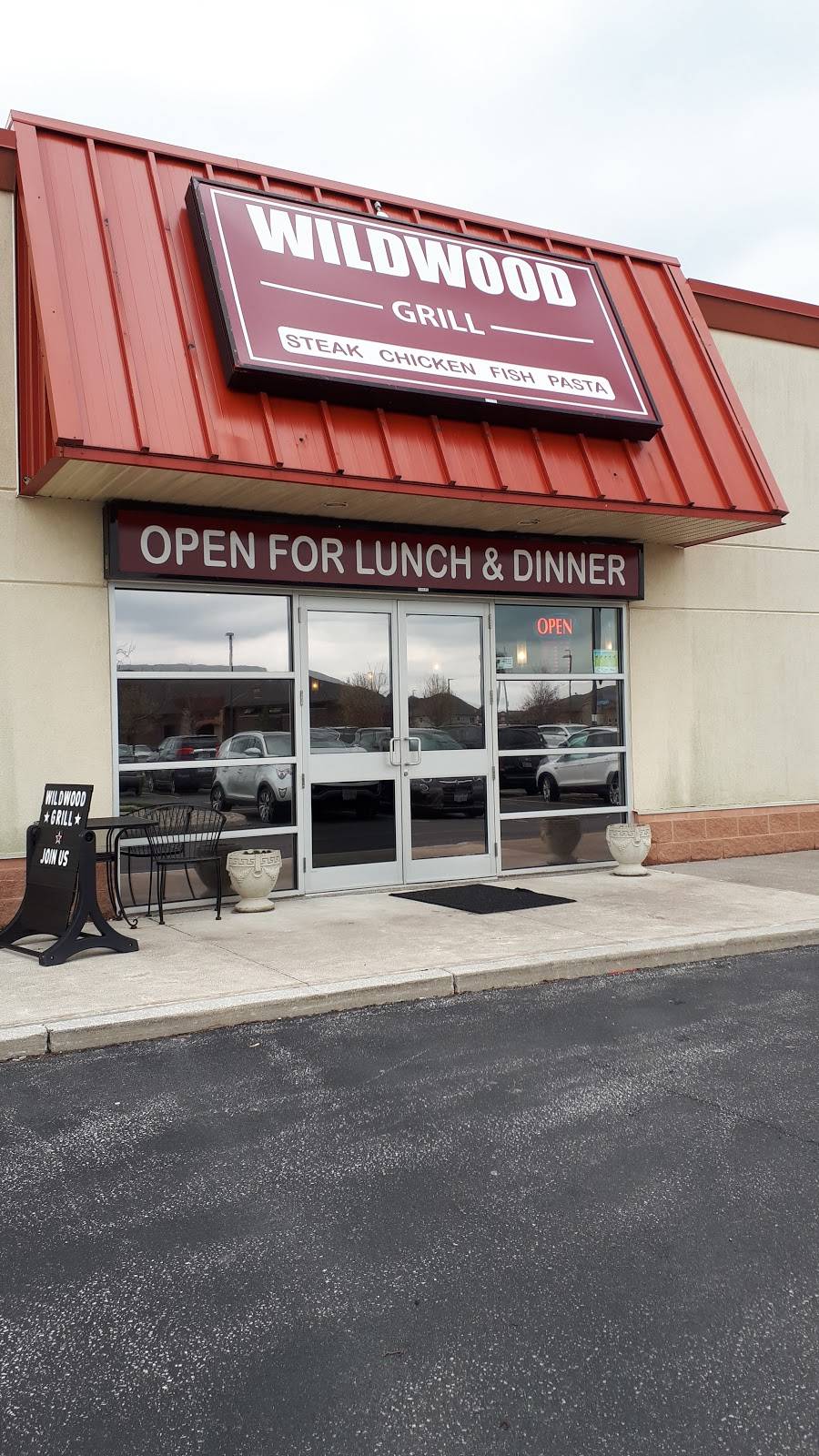 Wildwood Grill | restaurant | 3335 Banwell Rd, Windsor, ON N8N 0B4, Canada | 5199797967 OR +1 519-979-7967