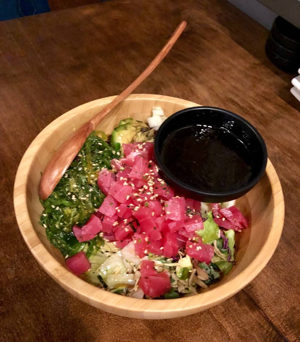 Haku sushi | meal takeaway | 4196 IL-83, Long Grove, IL 60047, USA | 8473835252 OR +1 847-383-5252