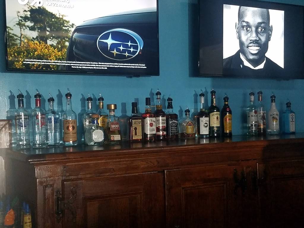 The Roxx | restaurant | 412 suite A, Newtown Rd, Virginia Beach, VA 23462, USA | 7579043456 OR +1 757-904-3456