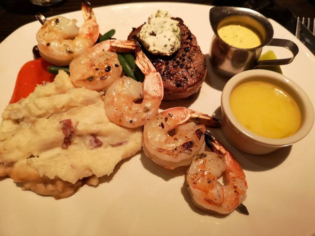 The Keg Steakhouse + Bar - Oakville | restaurant | 300 Hays Blvd, Oakville, ON L6H 7P3, Canada | 9052572700 OR +1 905-257-2700