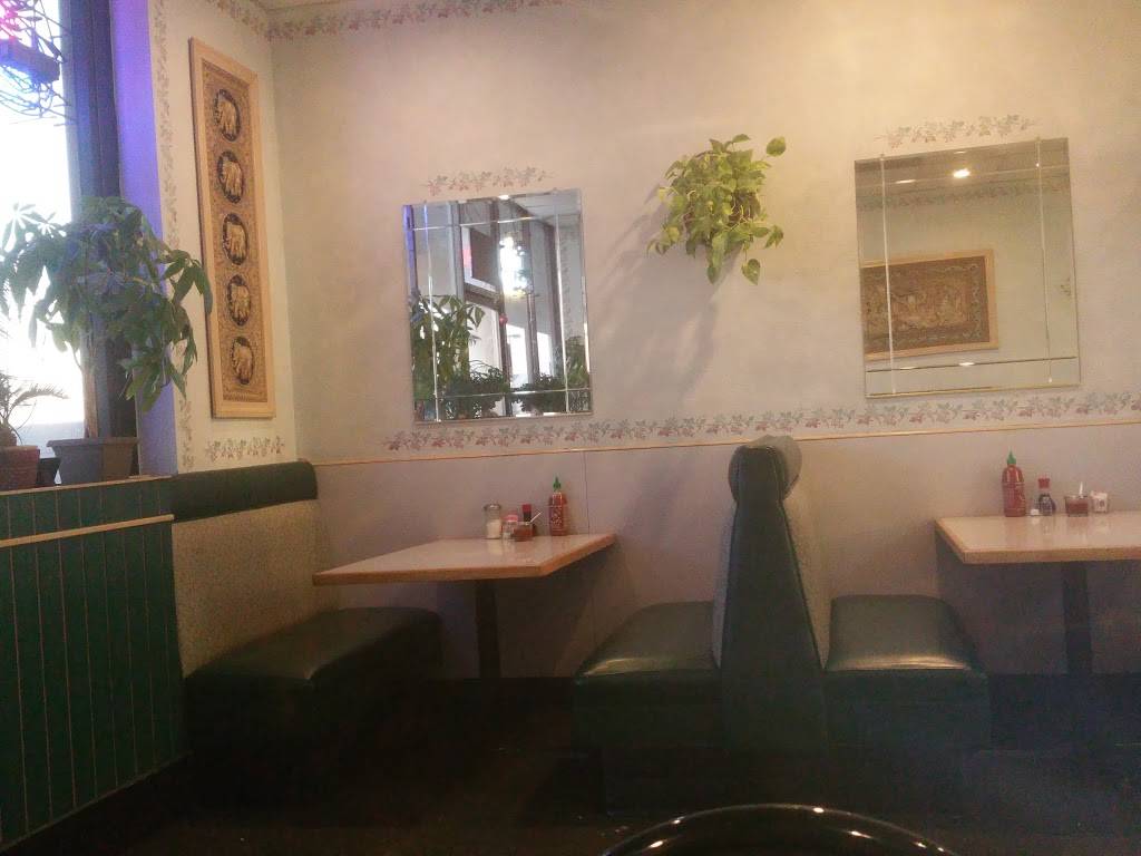 Thai Chinese Food IV | restaurant | 1431 West Rosamond Boulevard # 1, Rosamond, CA 93560, USA | 6612564804 OR +1 661-256-4804