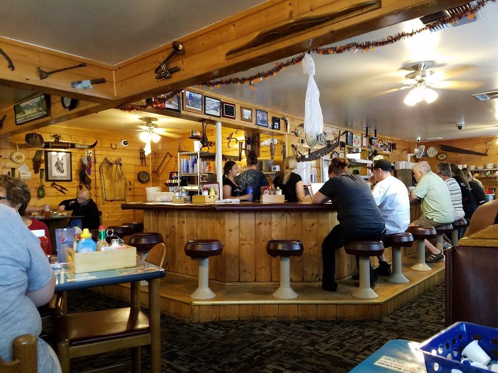 Copes Knotty Pine Cafe | restaurant | 1530 Norris Rd, Bakersfield, CA 93308, USA | 6613990120 OR +1 661-399-0120