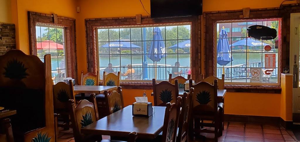 Taqueria EL Mariachi Loco, LLC | restaurant | 8292 SW Nyberg St, Tualatin, OR 97062, USA | 5034825263 OR +1 503-482-5263