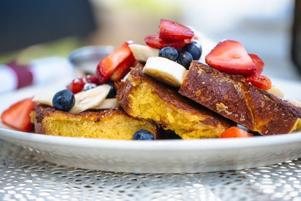 Royal Cafe Narberth | restaurant | 724 Montgomery Ave, Narberth, PA 19072, USA | 4844292626 OR +1 484-429-2626