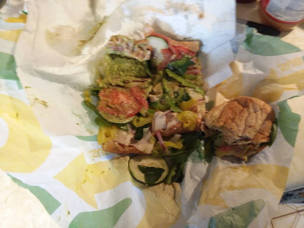 Subway Restaurants | restaurant | 620 E Main St Suite K, Hebron, OH 43025, USA | 7409282541 OR +1 740-928-2541