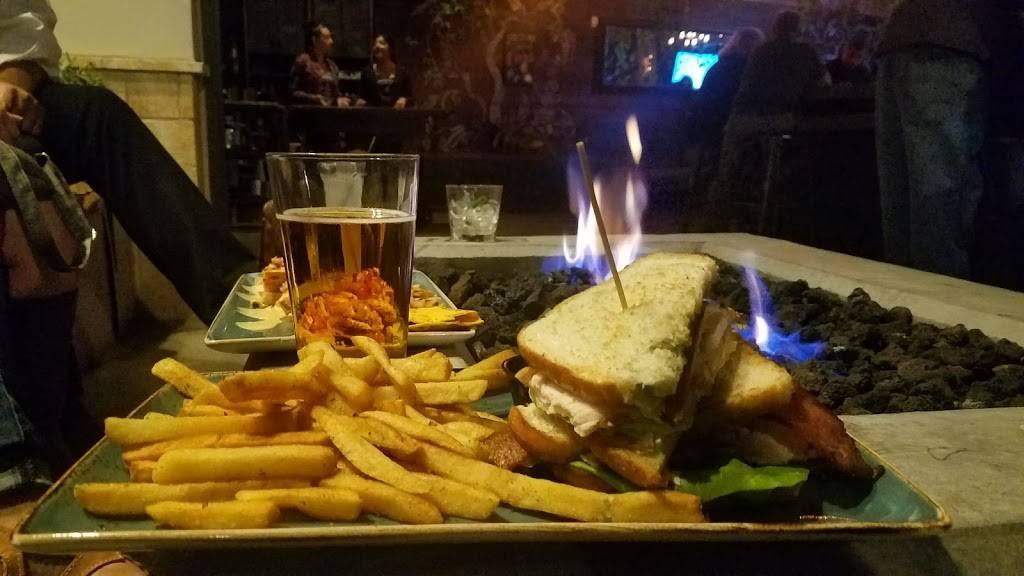 Oxnard Copper Blues Rock Pub & Kitchen | restaurant | 581 Collection Blvd, Oxnard, CA 93036, USA | 8054575551 OR +1 805-457-5551