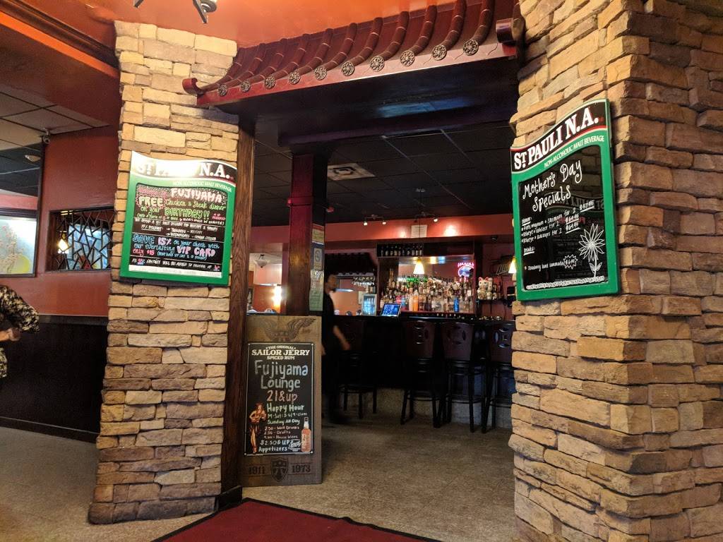 Fujiyama Japanese Steakhouse | restaurant | 2930 Capital Mall Dr SW, Olympia, WA 98502, USA | 3603529888 OR +1 360-352-9888