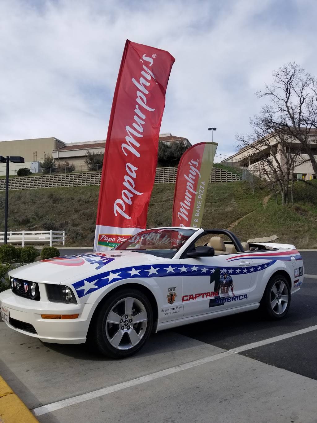 Papa Murphys Take N Bake Pizza | meal takeaway | 40004 CA-41 #103, Oakhurst, CA 93644, USA | 5596837772 OR +1 559-683-7772