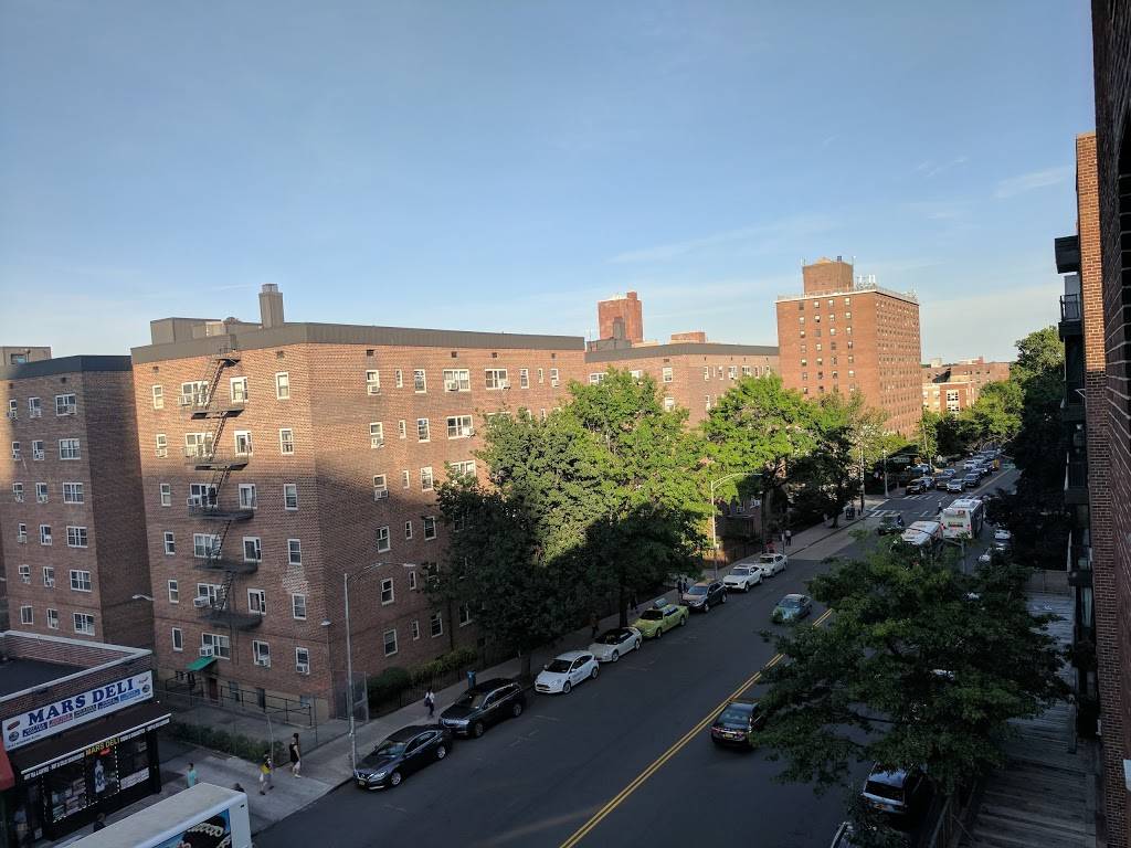 New Kissena | restaurant | 44-29 Kissena Blvd, Flushing, NY 11355, USA | 7183535707 OR +1 718-353-5707