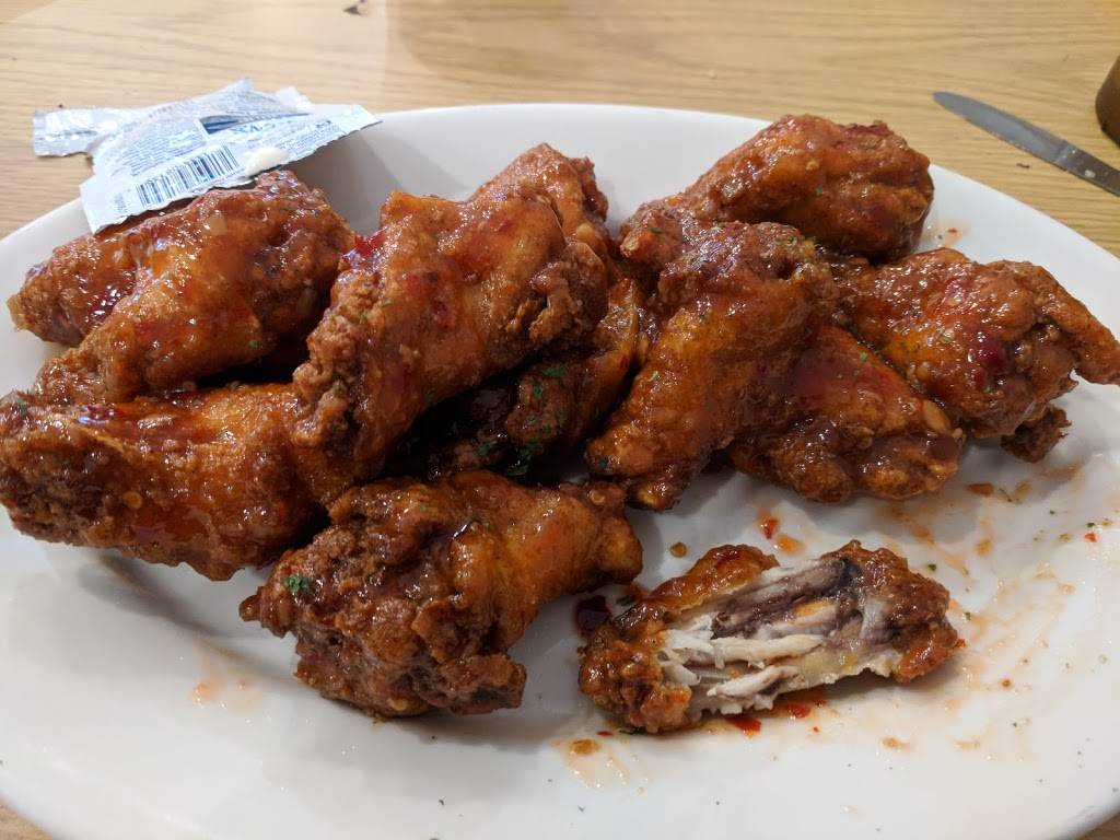 Mr Bs Restaurant | restaurant | 3401 N Nebraska Ave, Tampa, FL 33603, USA | 8133335338 OR +1 813-333-5338