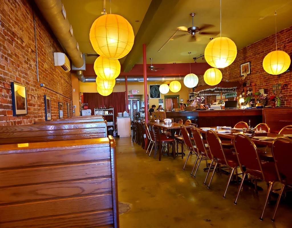 Thai Mango | restaurant | 424 Canal St, New Smyrna Beach, FL 32168, USA | 3864280208 OR +1 386-428-0208