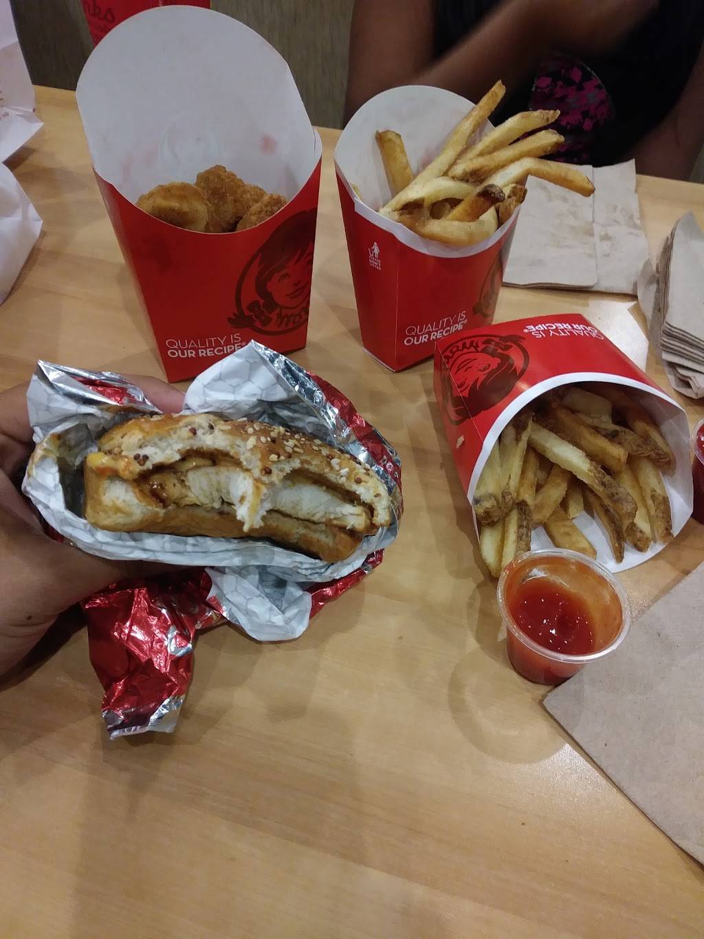 Wendys | restaurant | 4234 US-29, Lilburn, GA 30047, USA | 7709254757 OR +1 770-925-4757