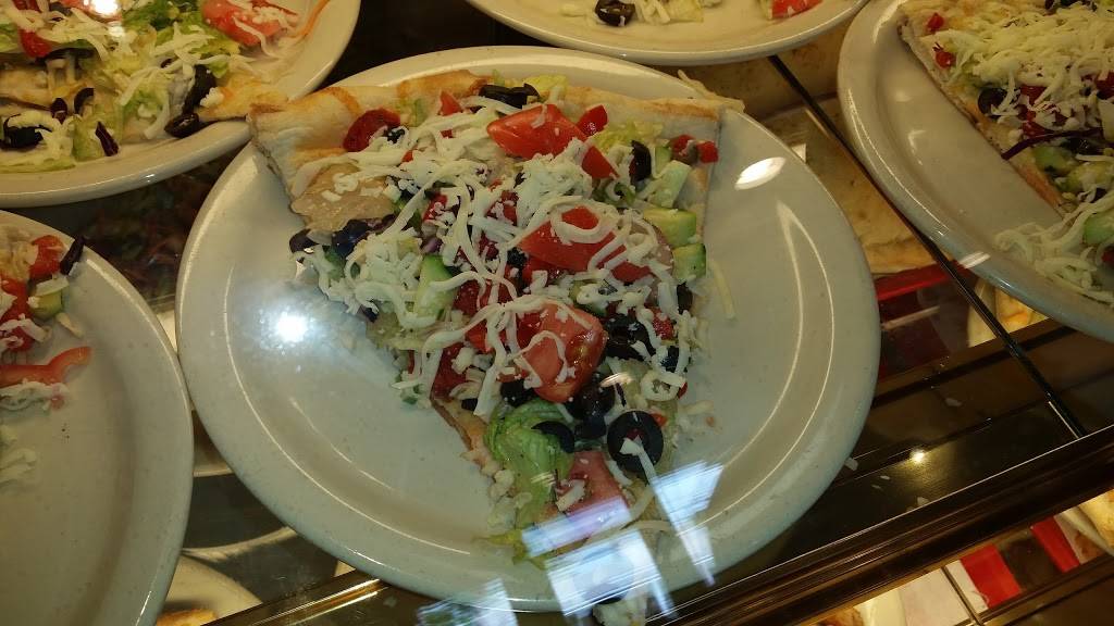 Middle Island Pizza | restaurant | 586 Middle Country Rd, Middle Island, NY 11953, USA | 6319240091 OR +1 631-924-0091