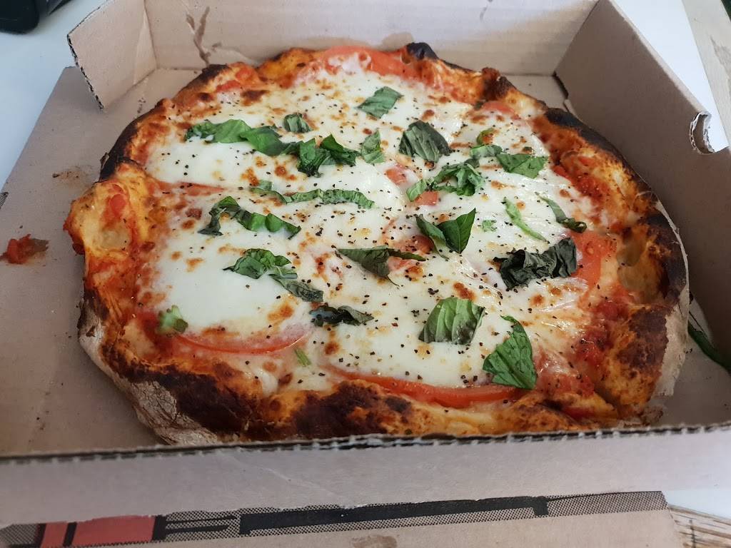 Isabellas Pizza | restaurant | 221 S High St, Baltimore, MD 21202, USA | 4109628888 OR +1 410-962-8888