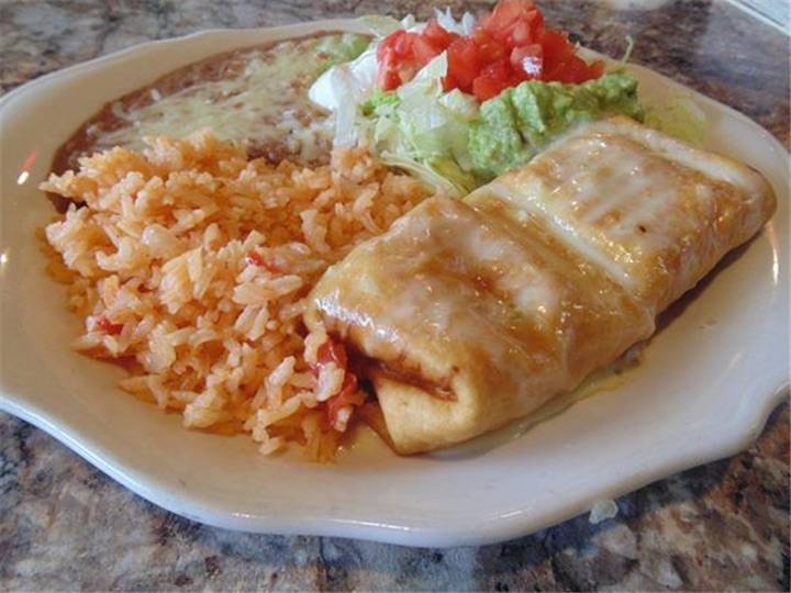 Las Fajitas Mexican-Grill | restaurant | 205 Washington St, Ravenswood, WV 26164, USA | 3042730509 OR +1 304-273-0509