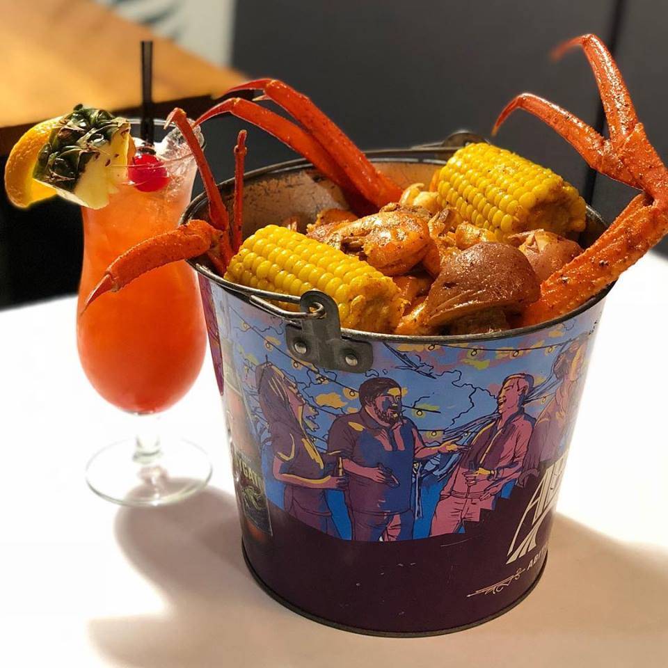 Bourbon Street | restaurant | S Canopy St, Lincoln, NE 68508, USA | 4022611365 OR +1 402-261-1365