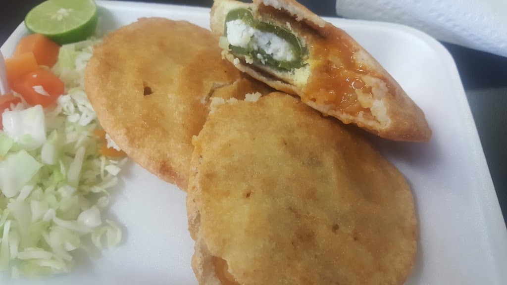 Gorditas Lucy | restaurant | 1513 E Grant St, Roma, TX 78584, USA | 9562567252 OR +1 956-256-7252